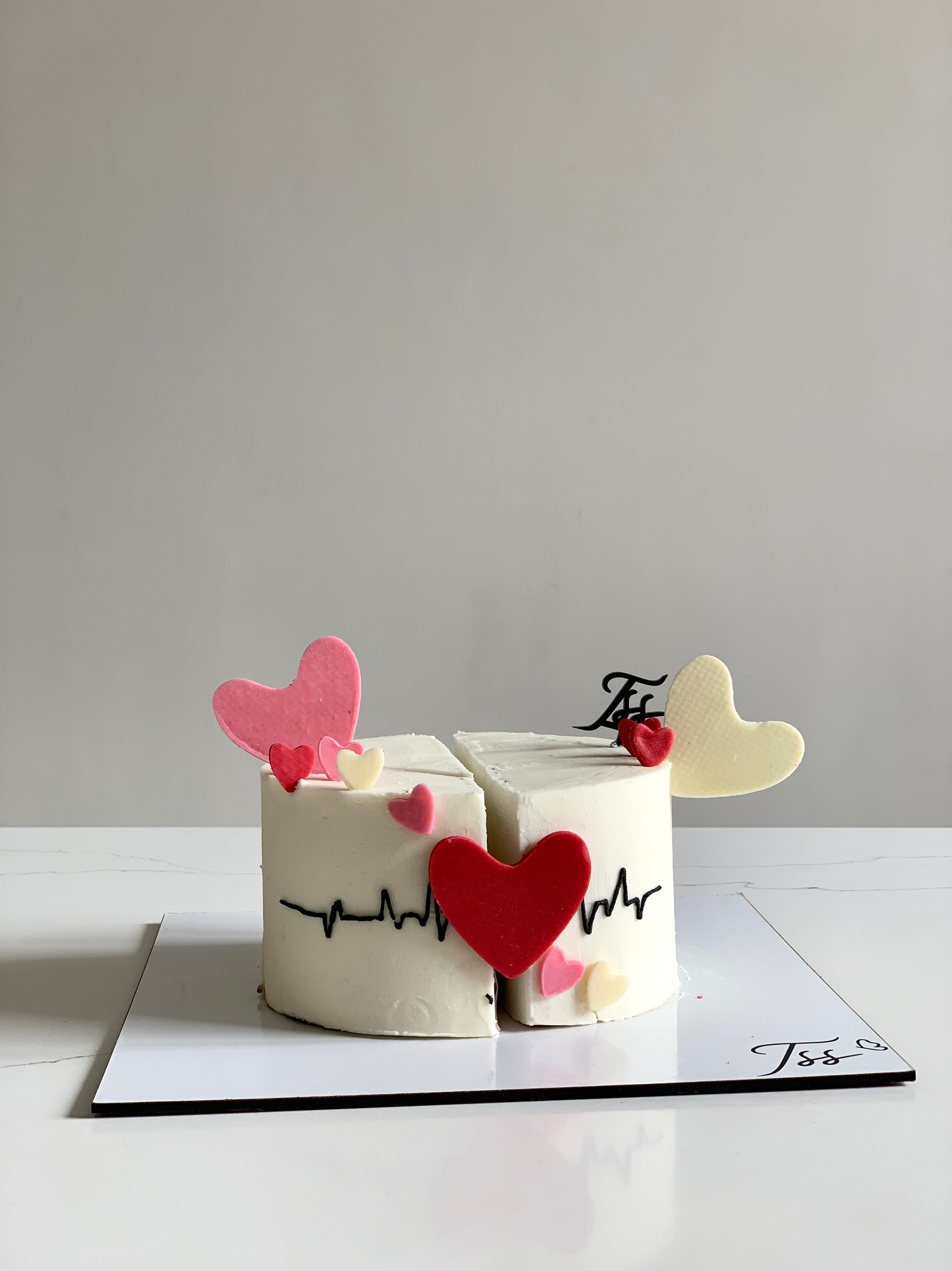 Valentine's Day Cakes by The Sinful Spoon