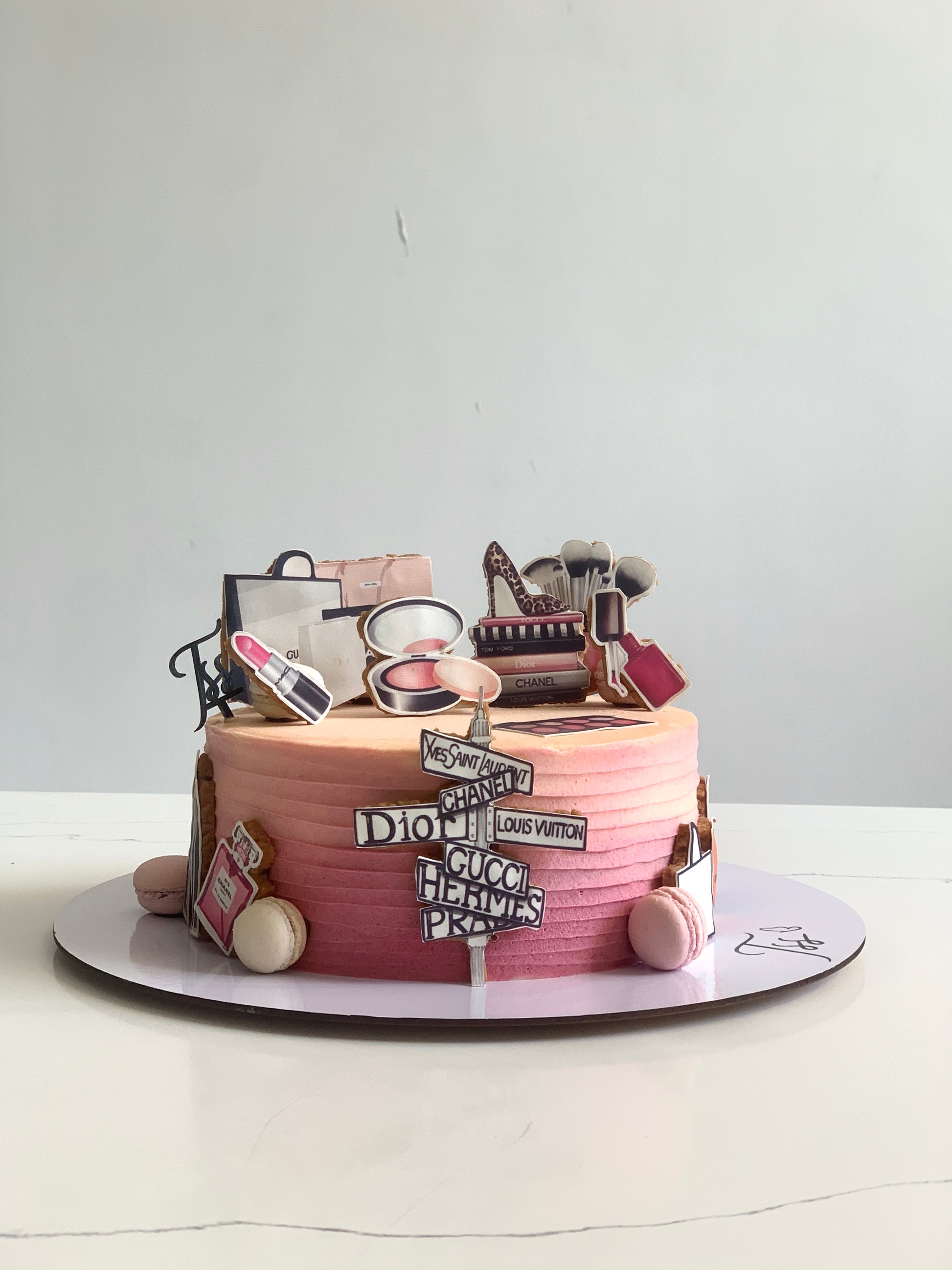 Edible Paper Cakes by The Sinful Spoon