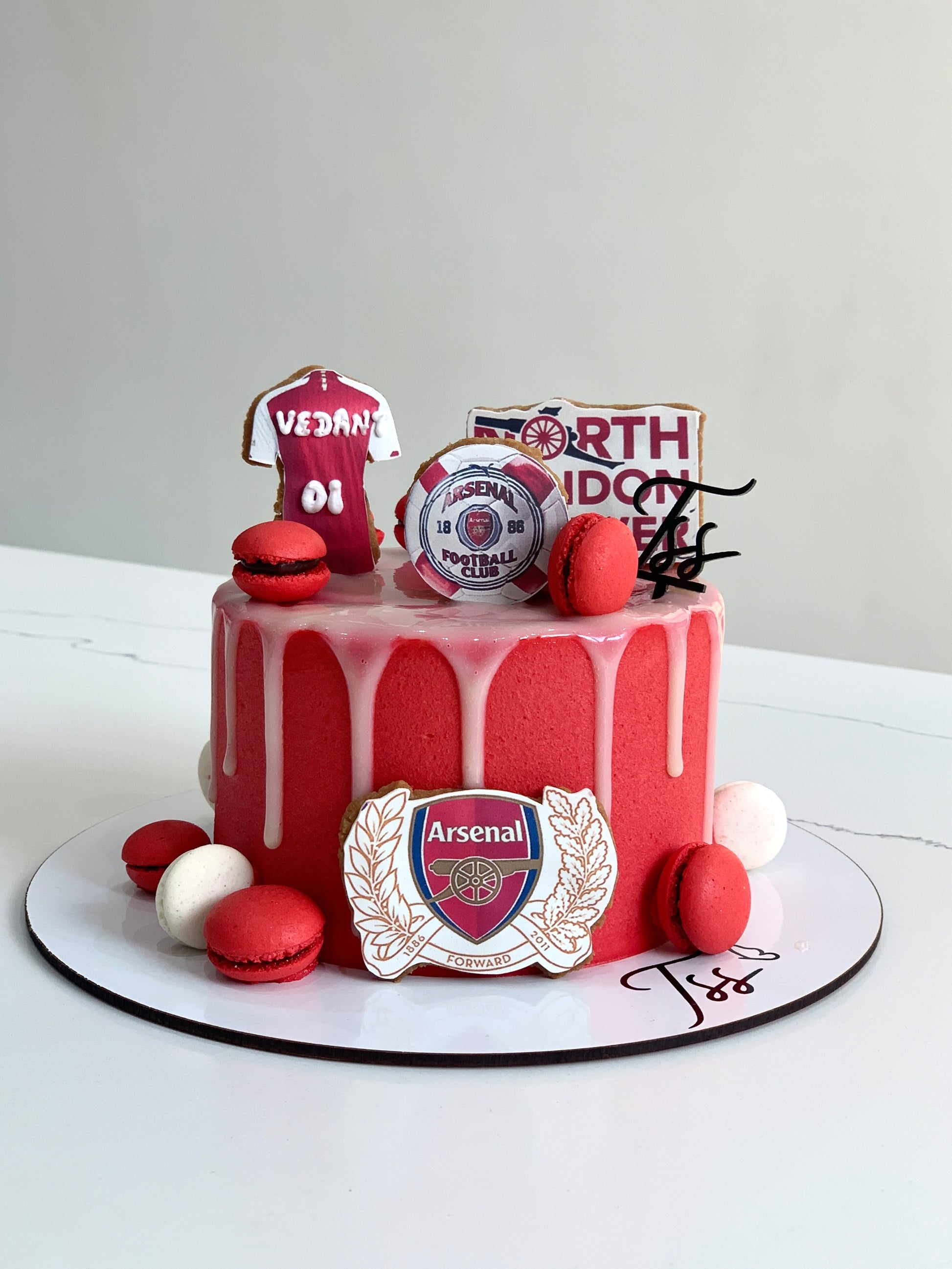 Edible Paper Cakes by The Sinful Spoon