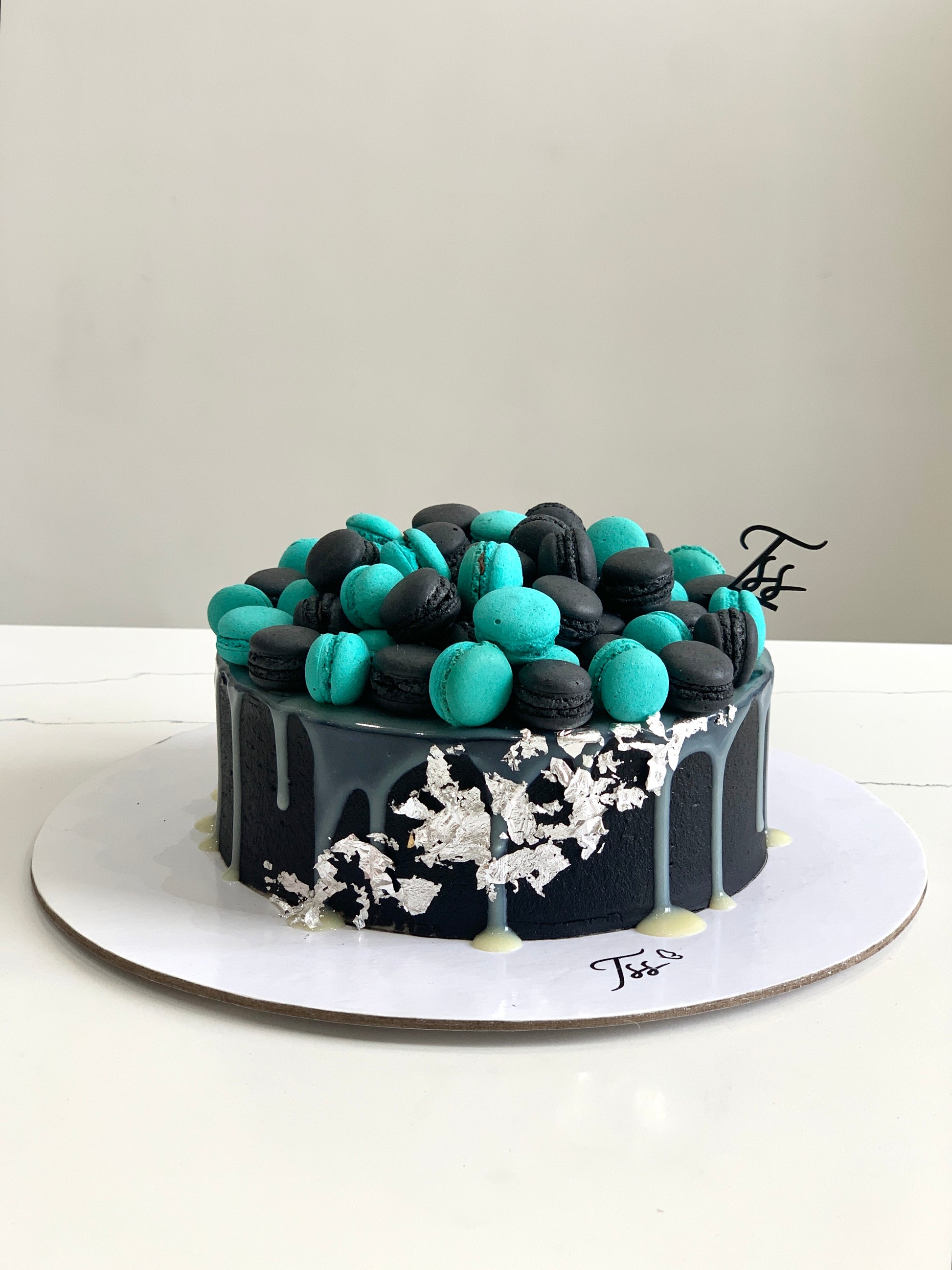 Classic Cakes by The Sinful Spoon