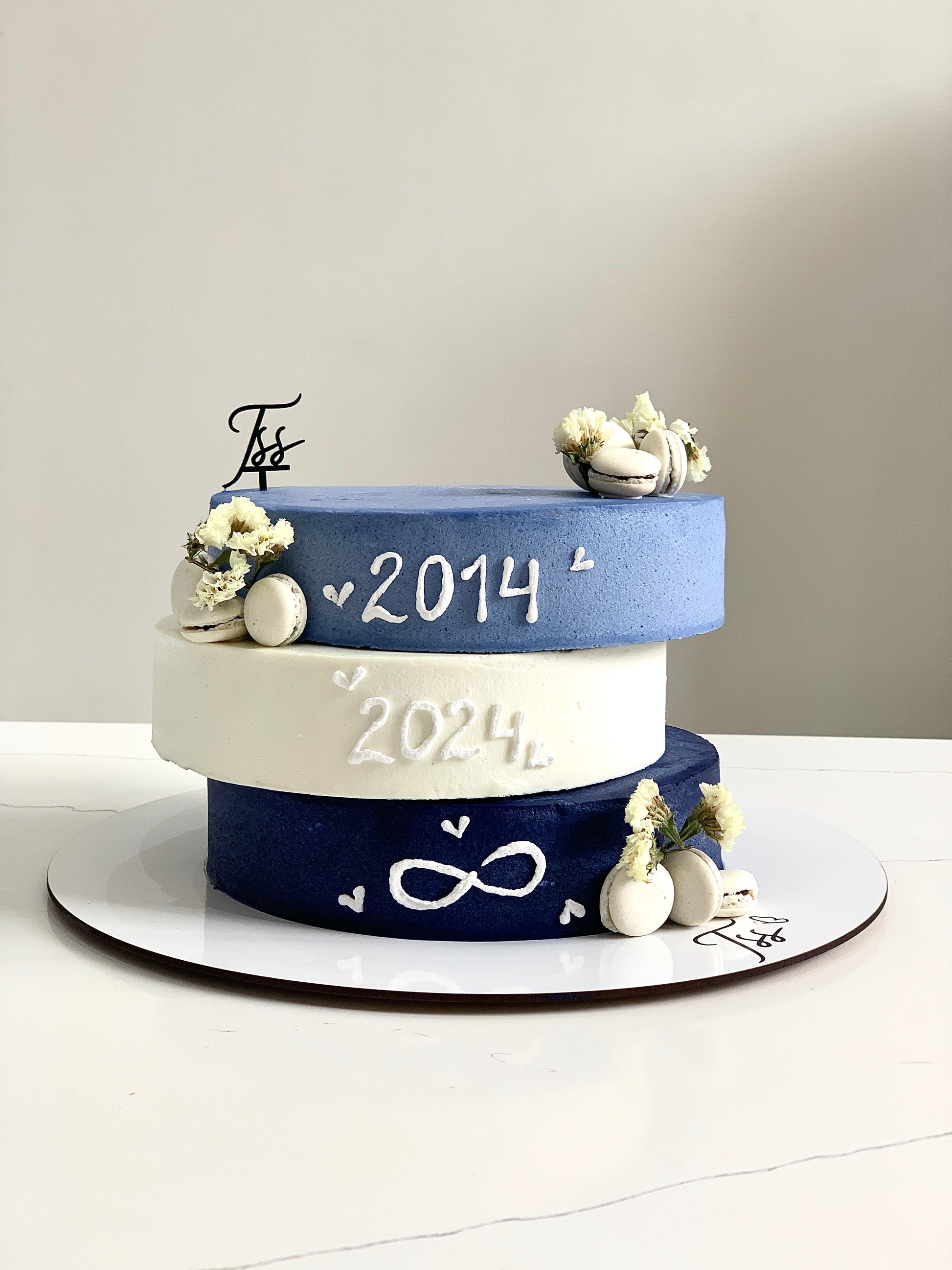 Asymmetrical Cakes by The Sinful Spoon