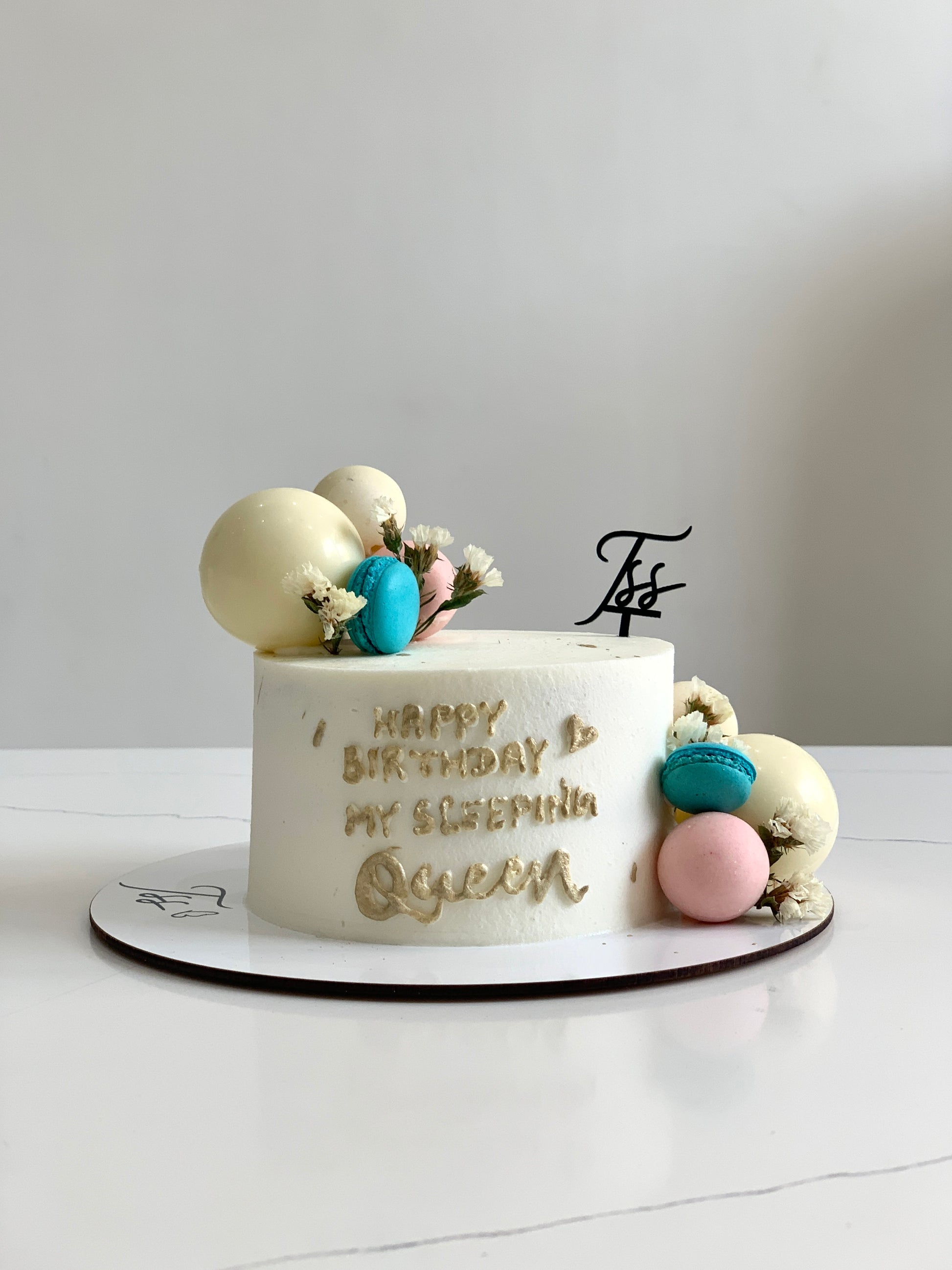 Classic Cakes by The Sinful Spoon