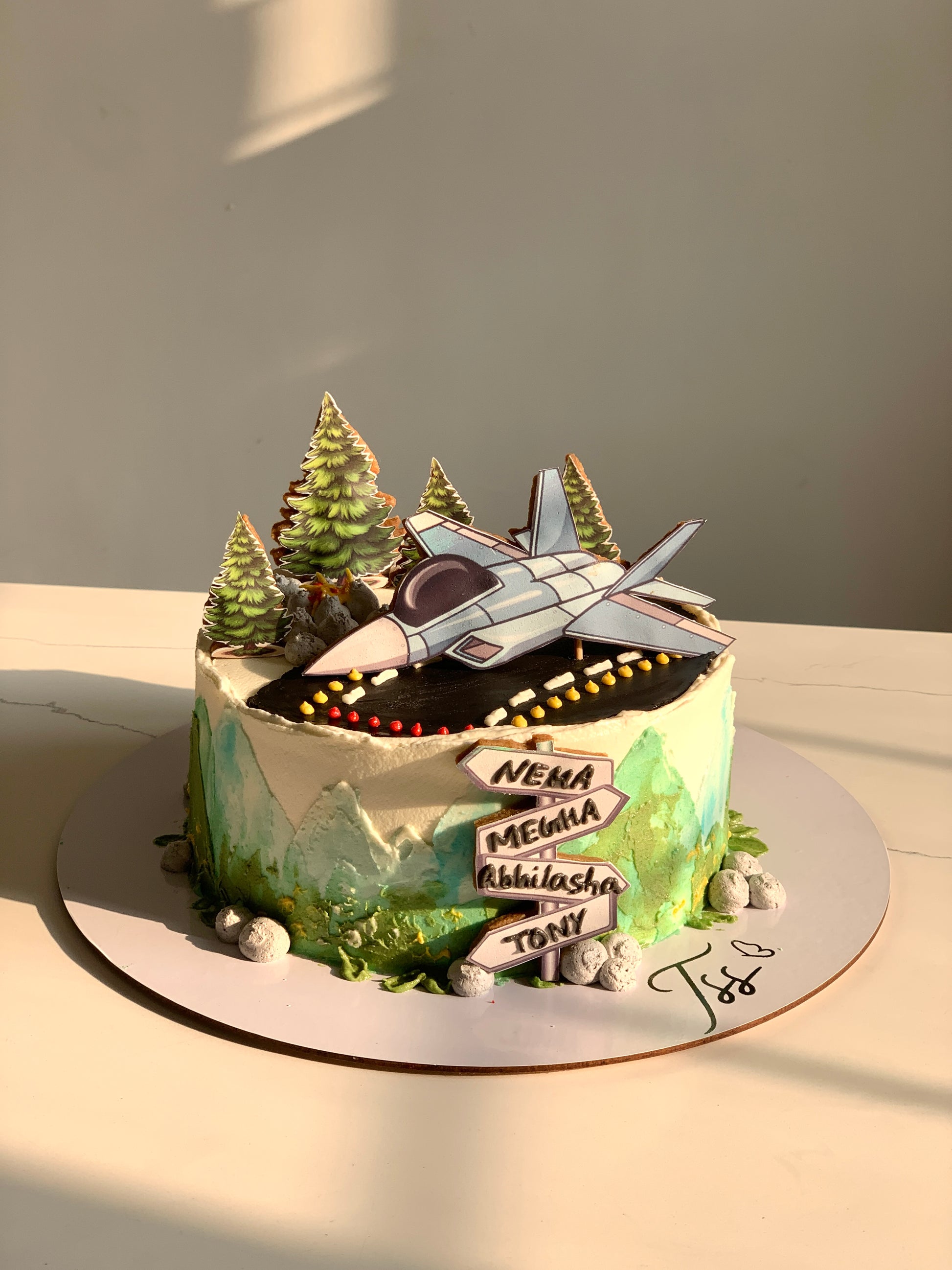 Edible Paper Cakes by The Sinful Spoon