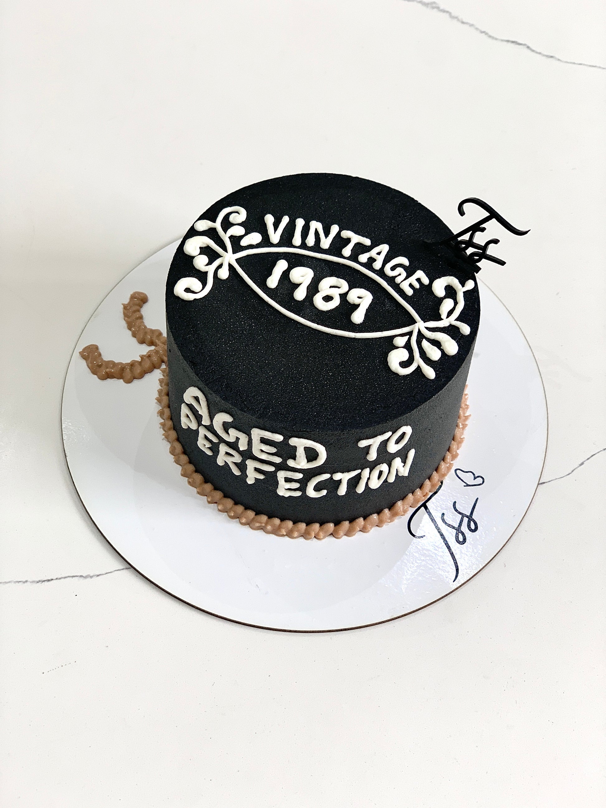 Classic Cakes by The Sinful Spoon