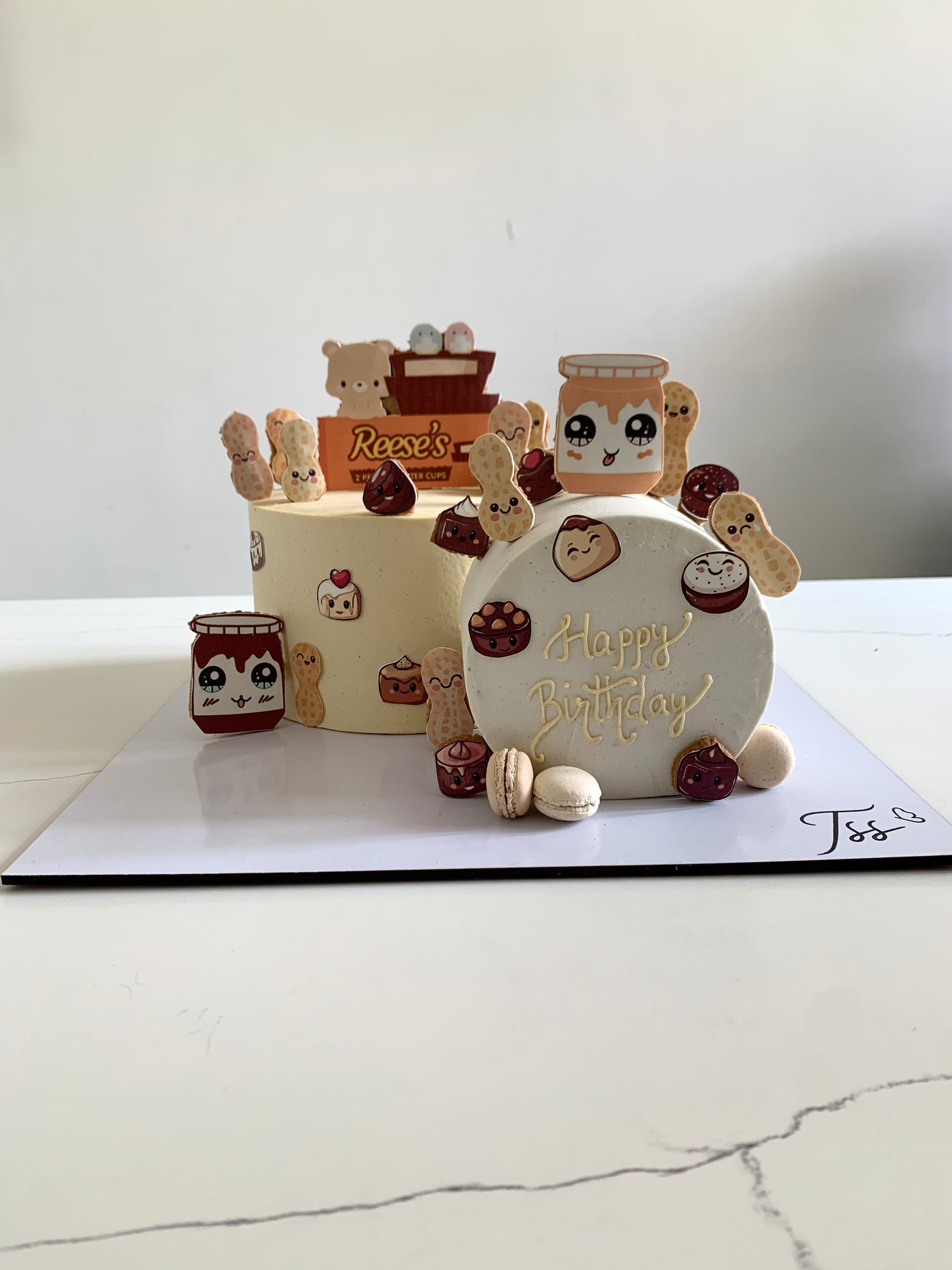 Inverted Cakes by The Sinful Spoon