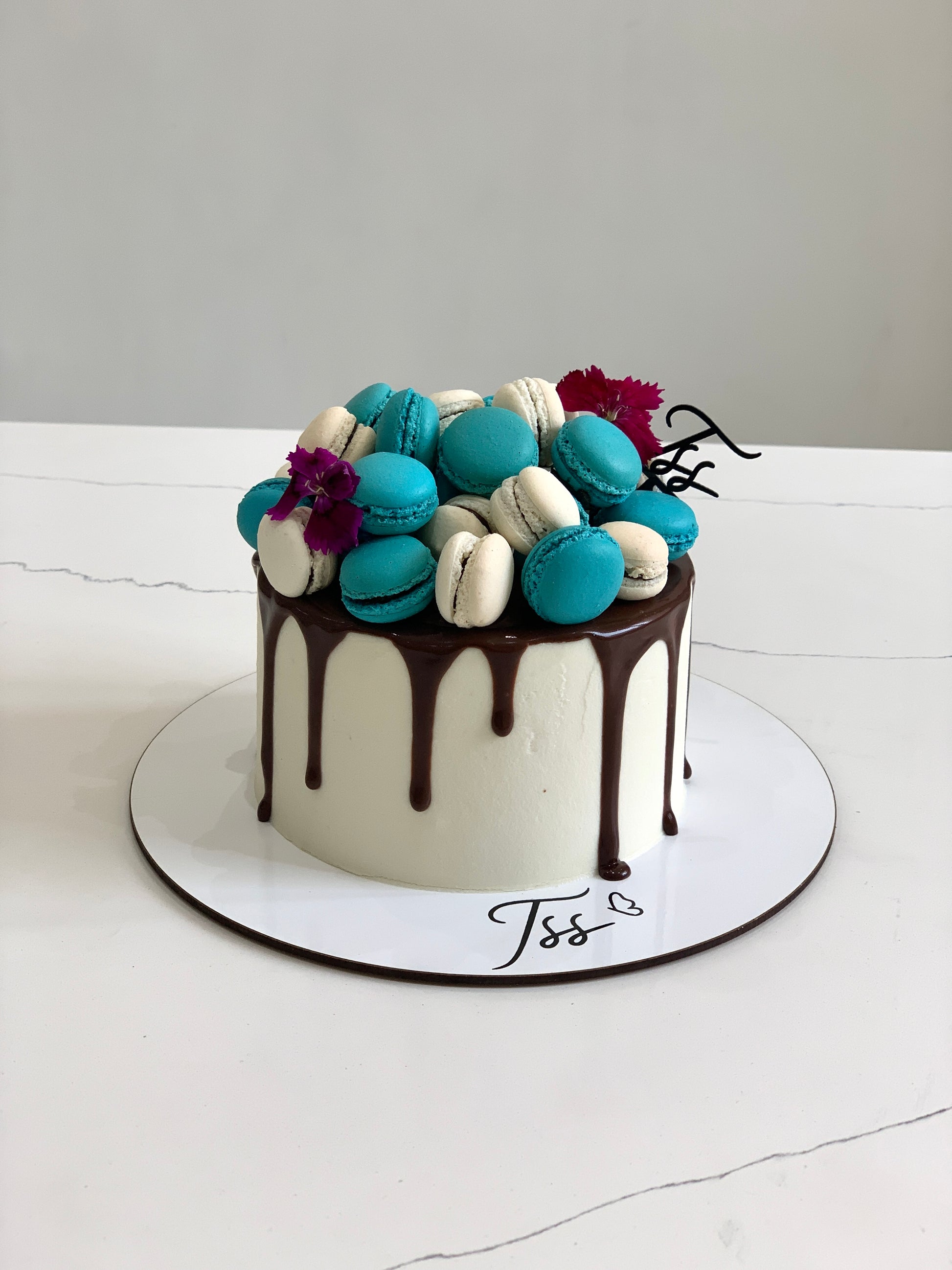 Classic Cakes by The Sinful Spoon