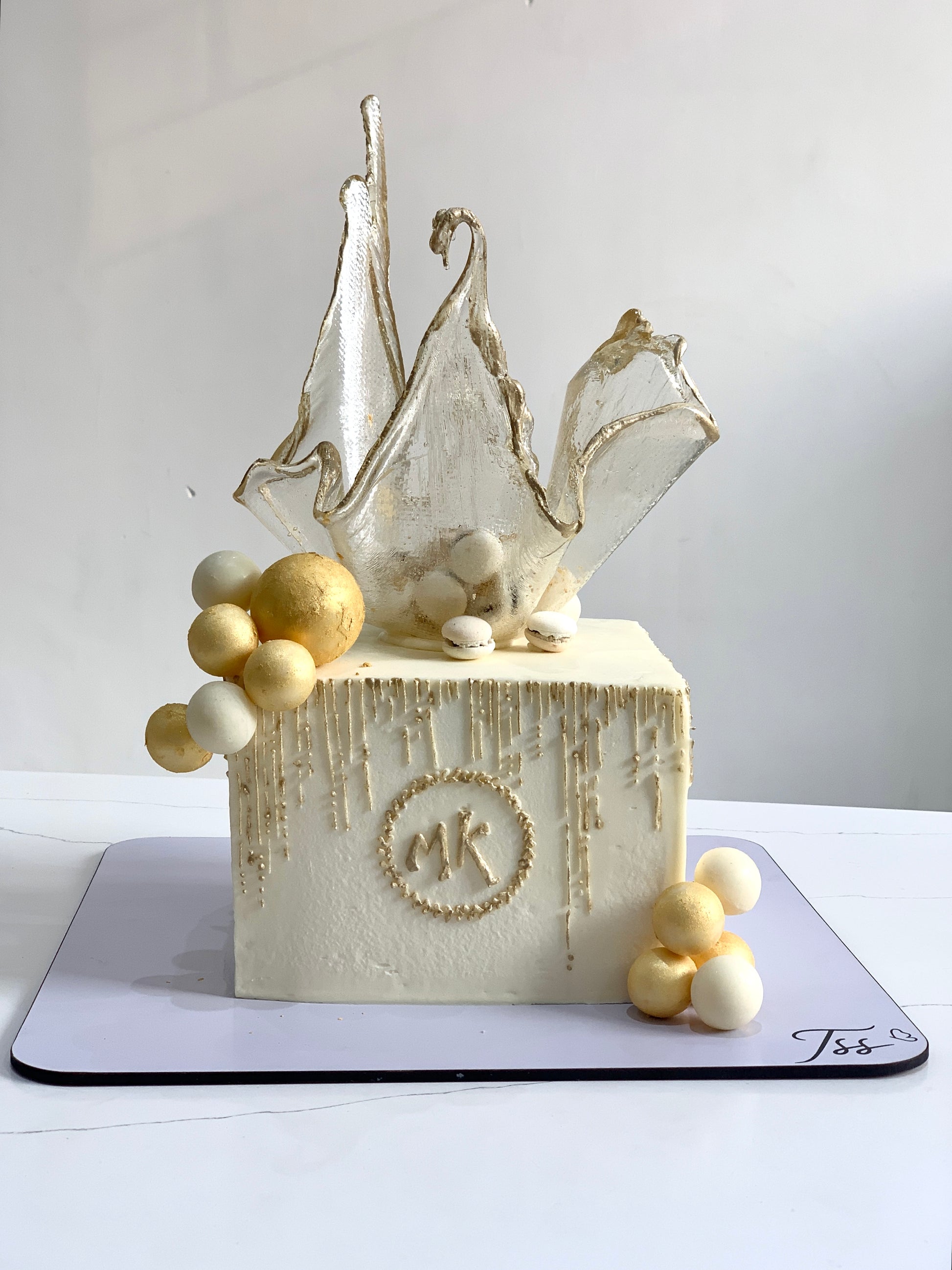 Isomalt Cake
