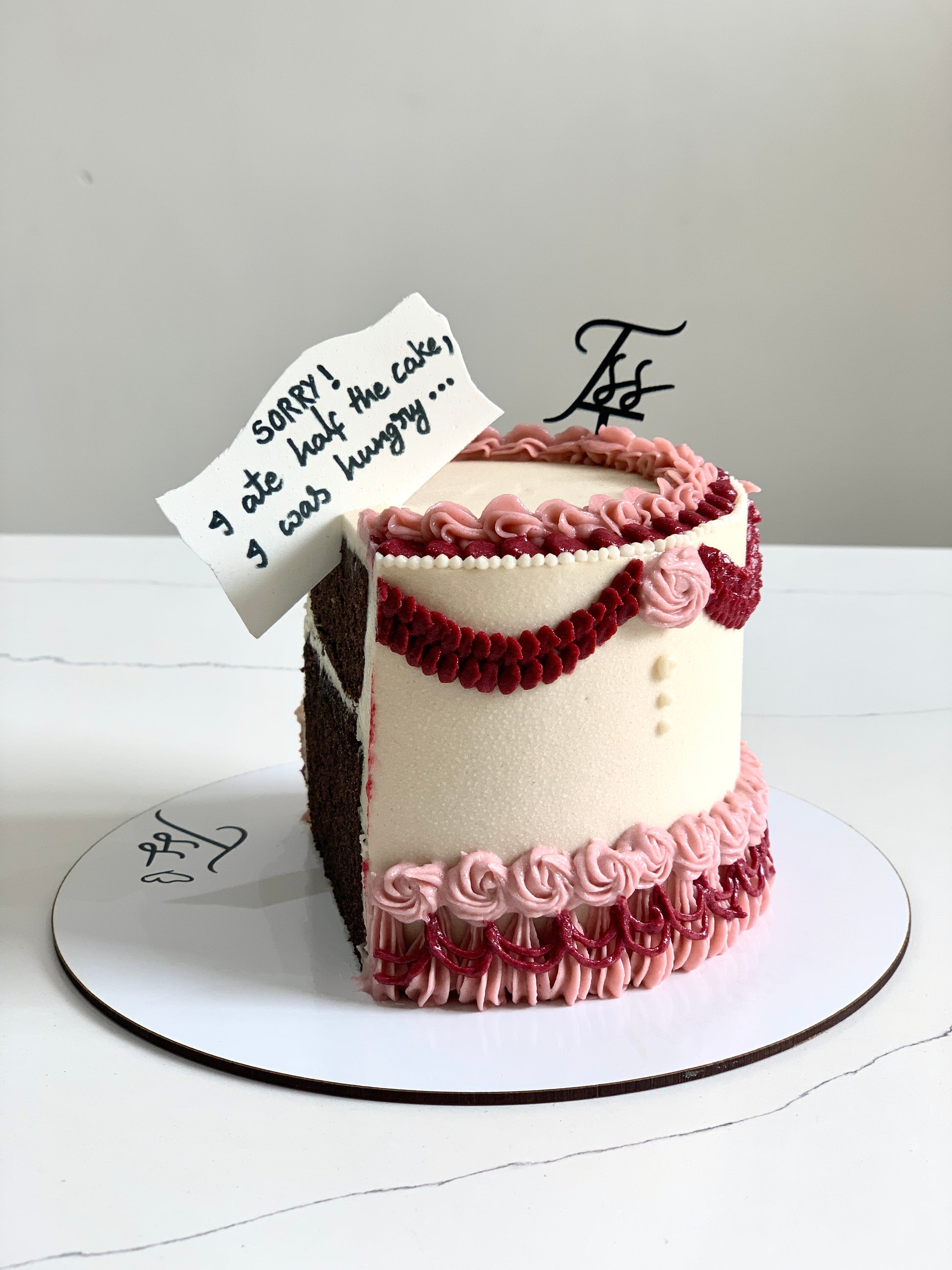Vintage Cakes by The Sinful Spoon