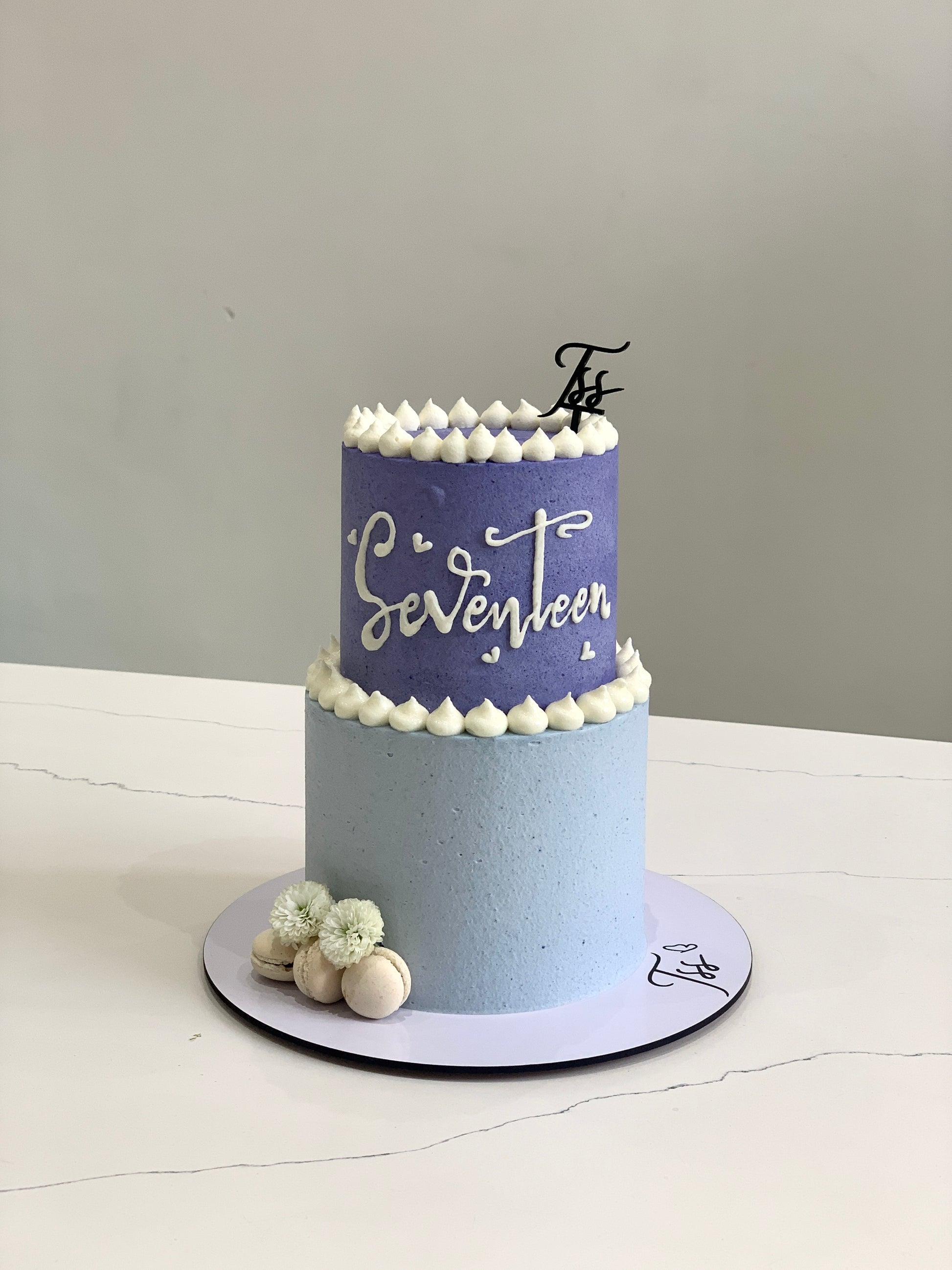 Tiny Tier Cake
