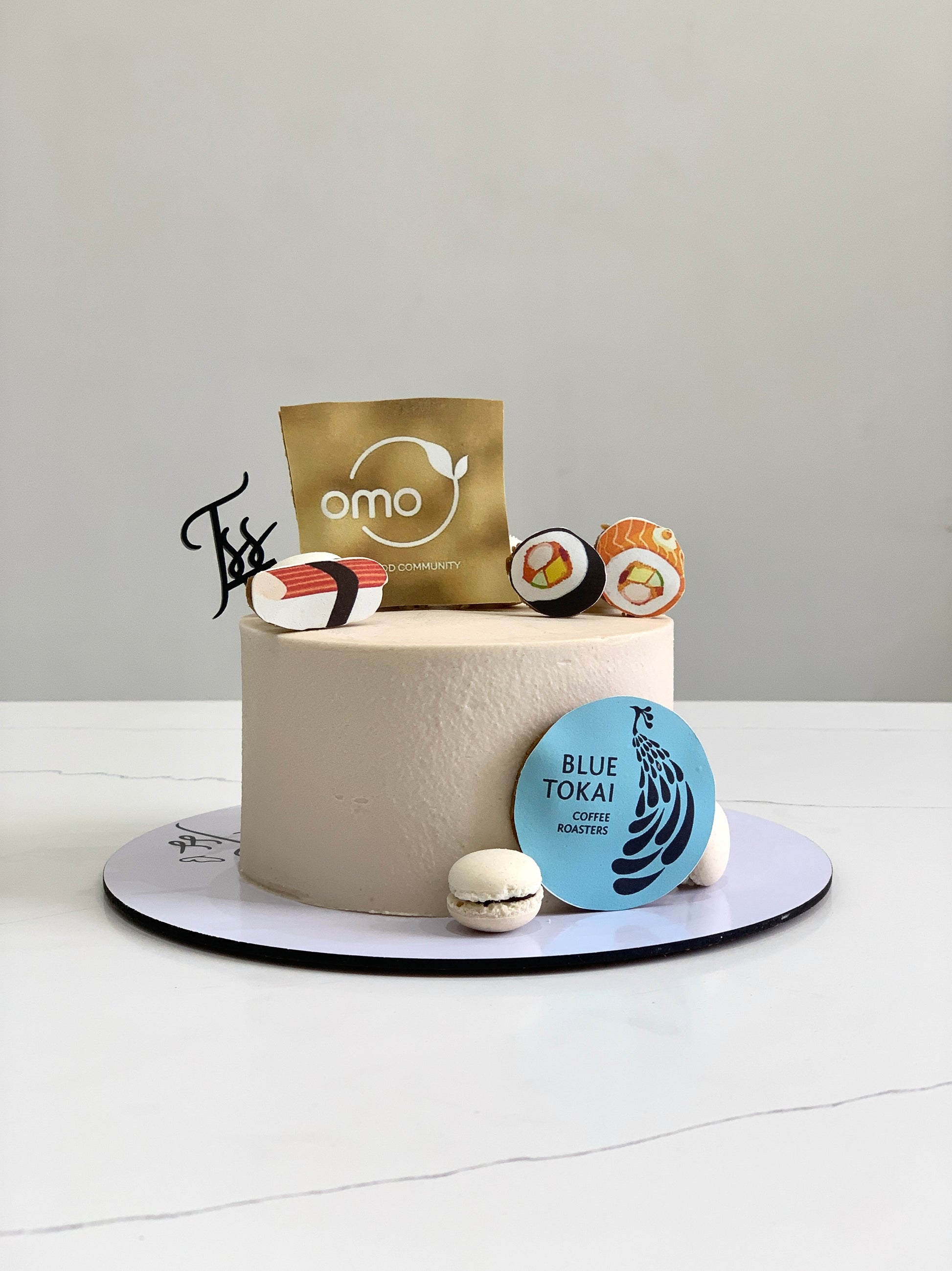 Edible Paper Cakes by The Sinful Spoon