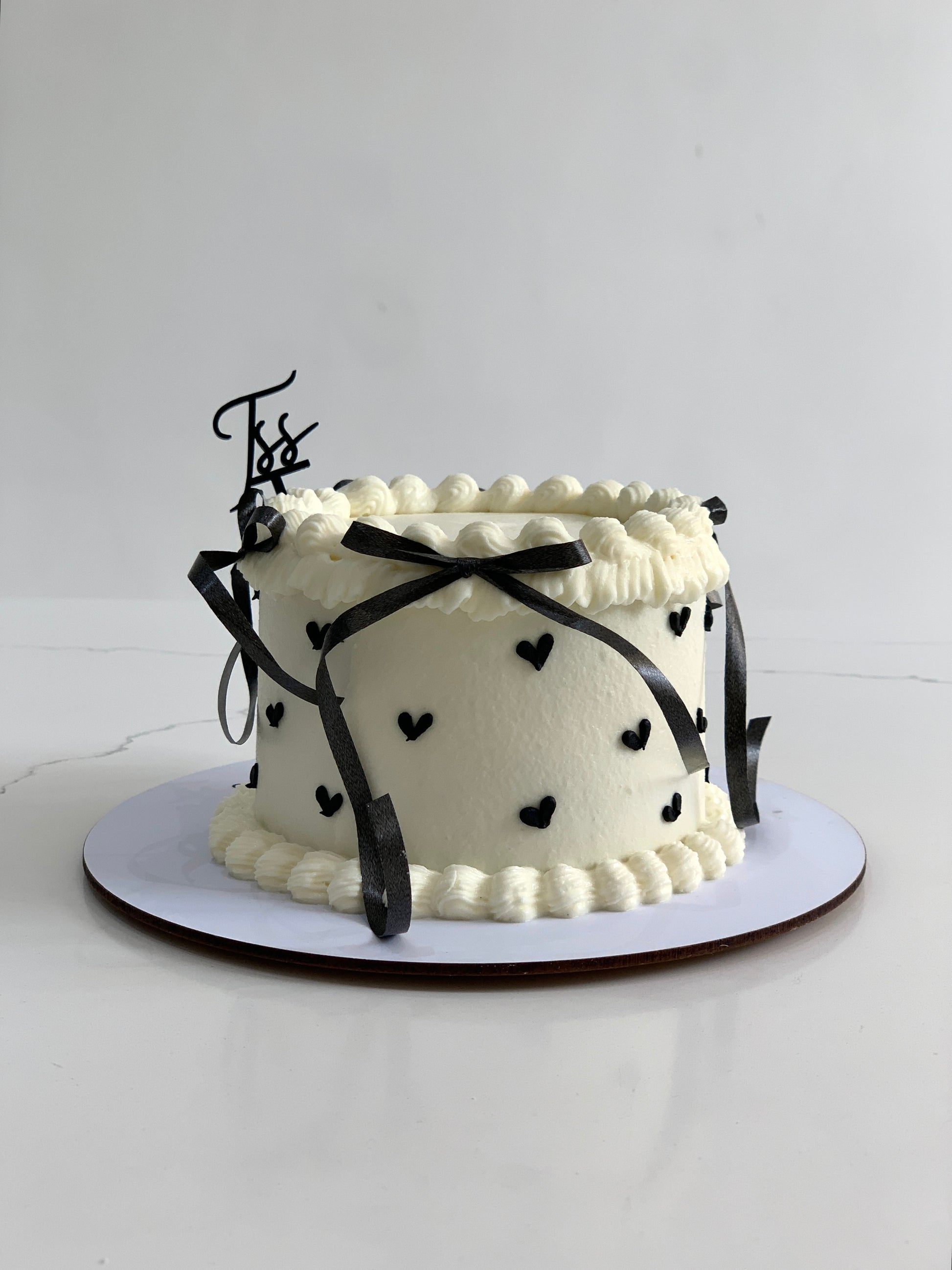 Vintage Cakes by The Sinful Spoon